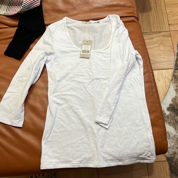 New Boden Lot of 4 Tops sweaters . Size Small - Picture 6 of 9